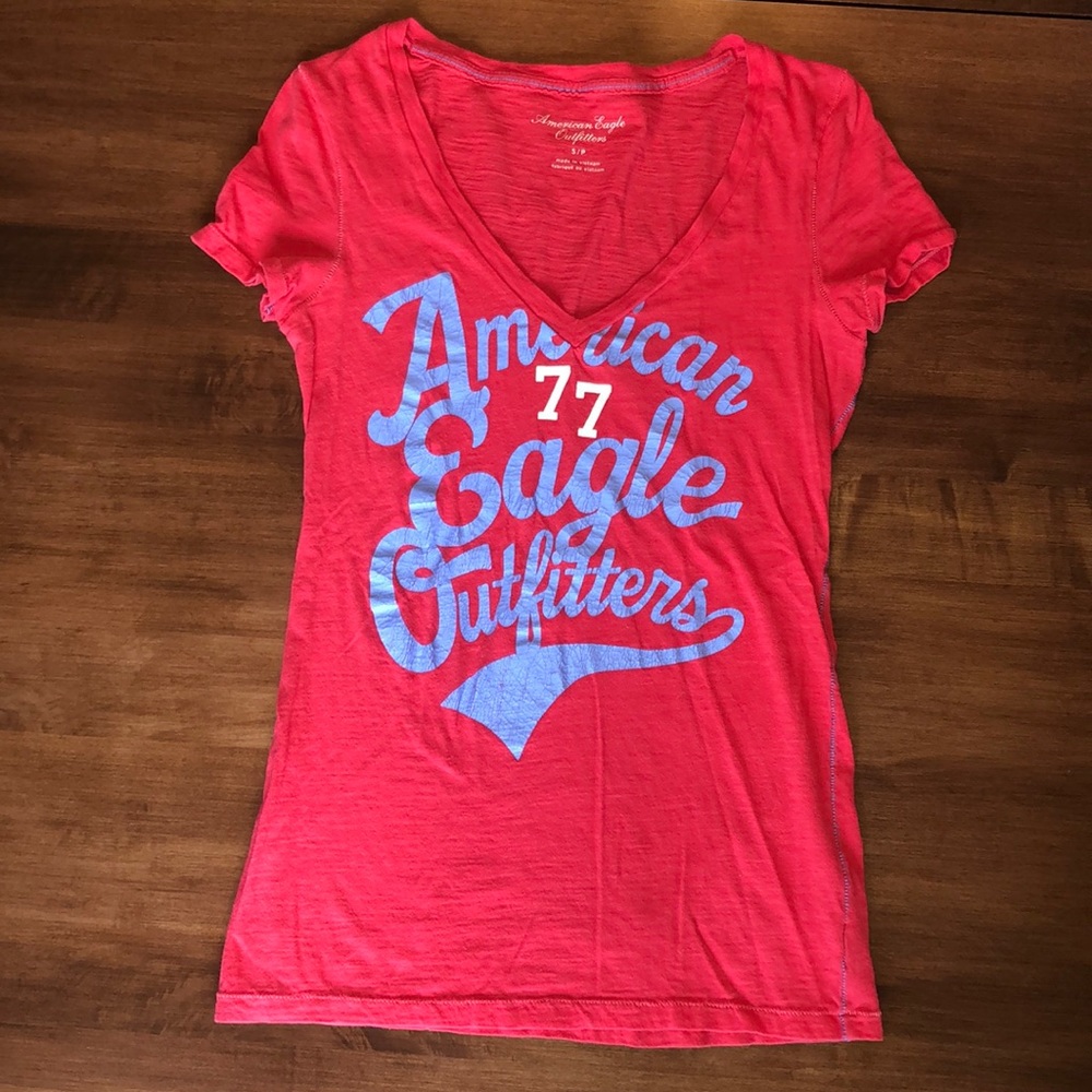 American Eagle Outfitters graphic t-shirt